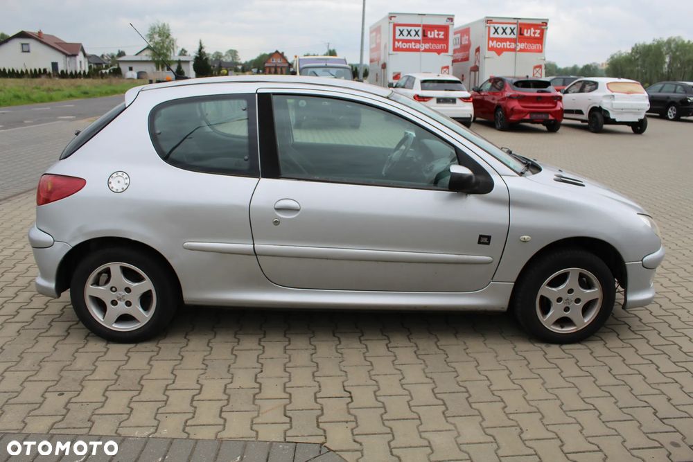Peugeot 206 75 JBL - 4
