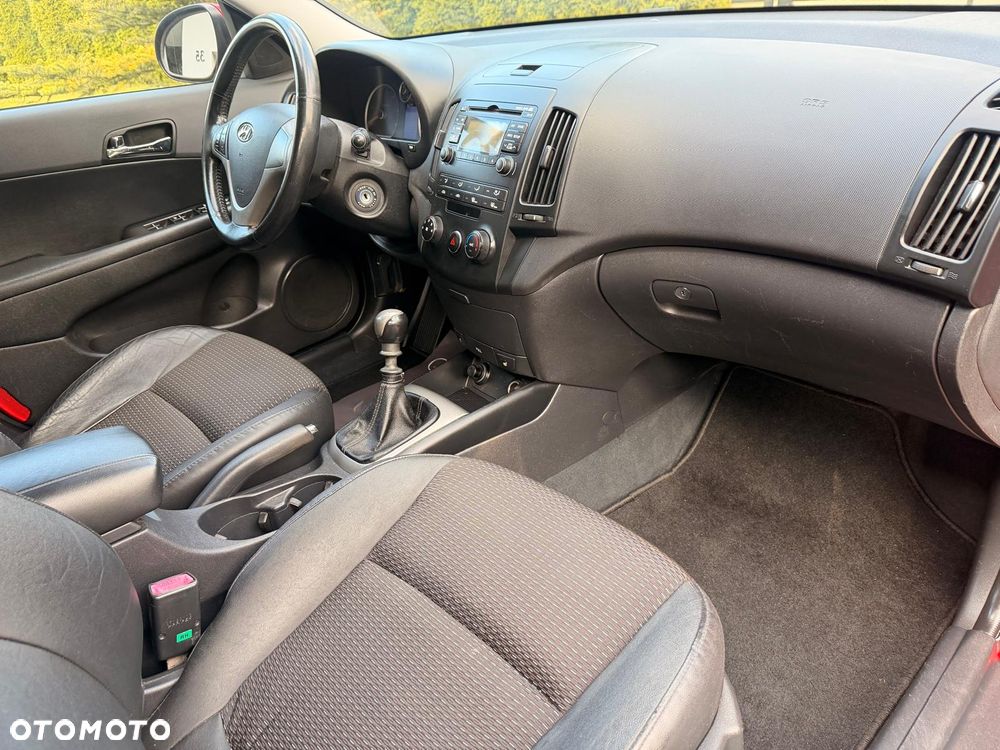 Hyundai i30 1.6 CRDi Style - 19