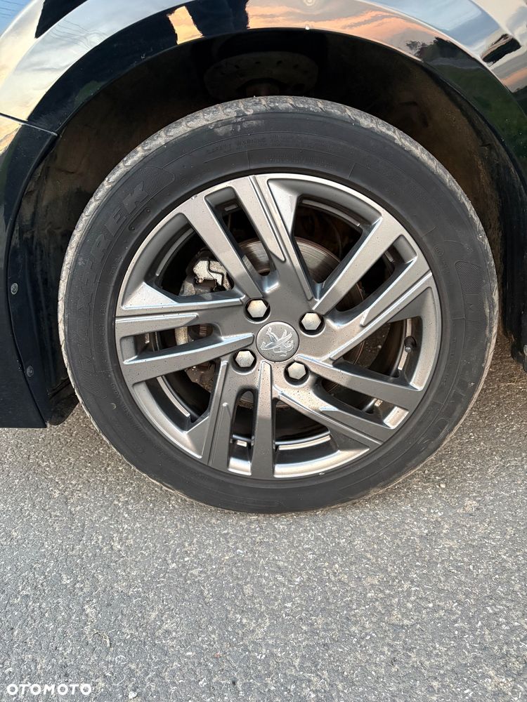 Peugeot 208 PureTech 75 Active Pack - 12