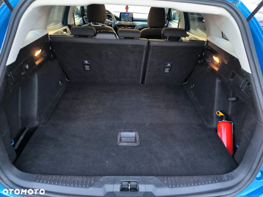 Ford Focus 1.5 EcoBlue Start-Stopp-System TITANIUM DESIGN - 31