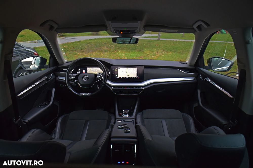 Skoda Octavia 2.0 TDI DSG Sportline - 8