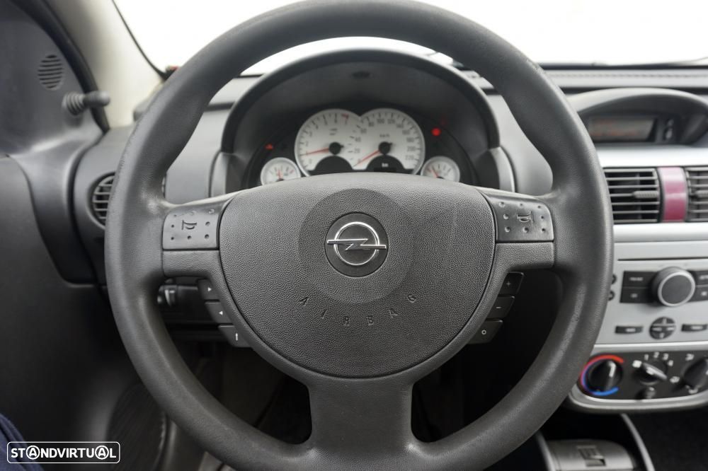 Opel Corsa 1.2 Twinport First - 10