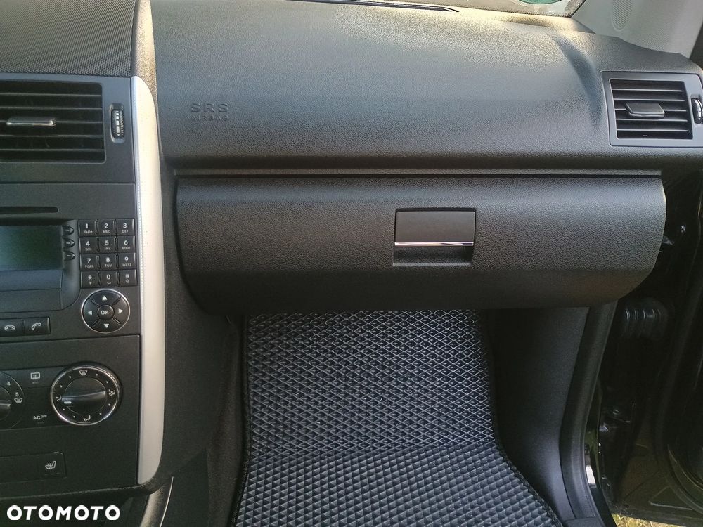 Mercedes-Benz Klasa A 200 CDI Avantgarde - 35
