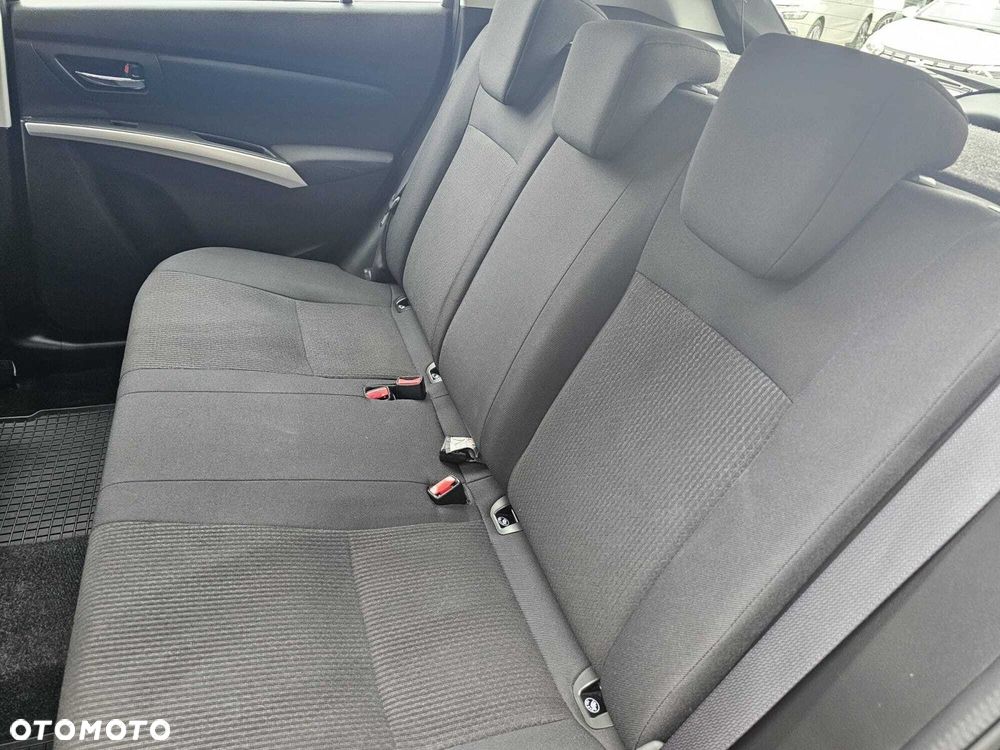 Suzuki SX4 S-Cross 1.0 T Comfort - 13