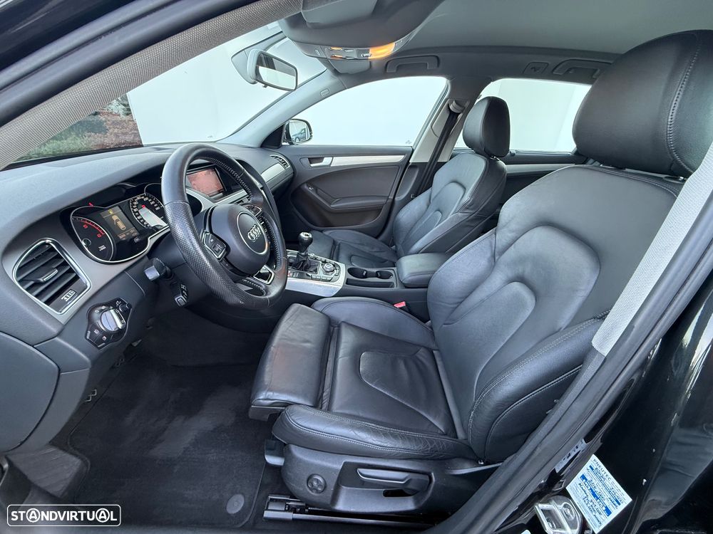 Audi A4 Avant 2.0 TDI DPF S line Sport Pack - 18