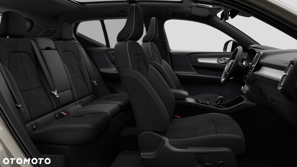 Volvo XC 40 B4 Plus Dark - 3