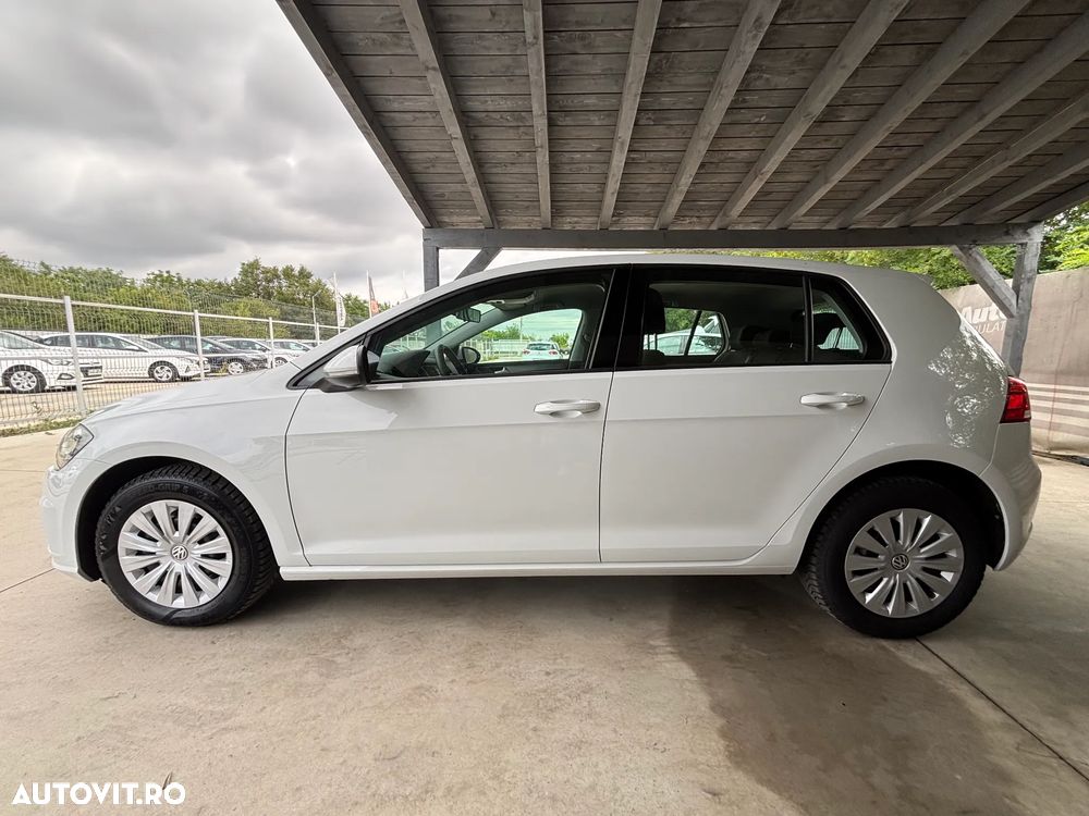 Volkswagen Golf 1.6 TDI Comfortline - 11