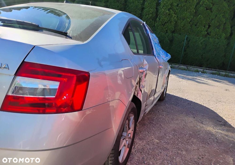 Skoda Octavia - 23
