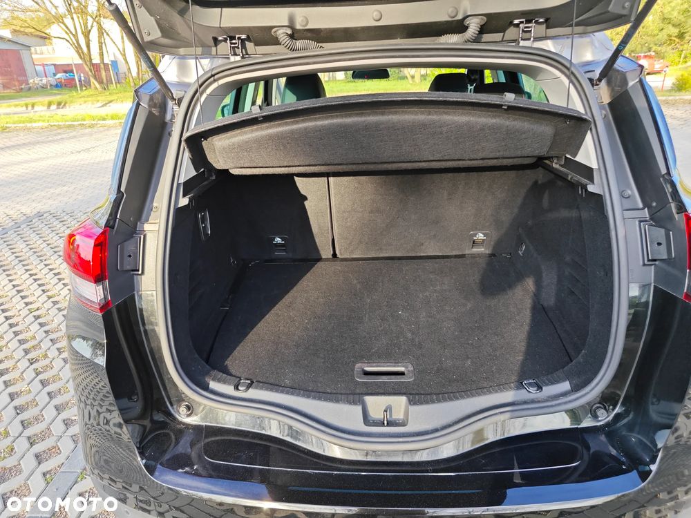 Renault Scenic - 13