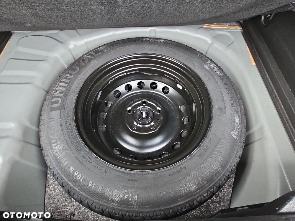 Renault Captur 1.3 TCe mHEV Techno EDC - 22