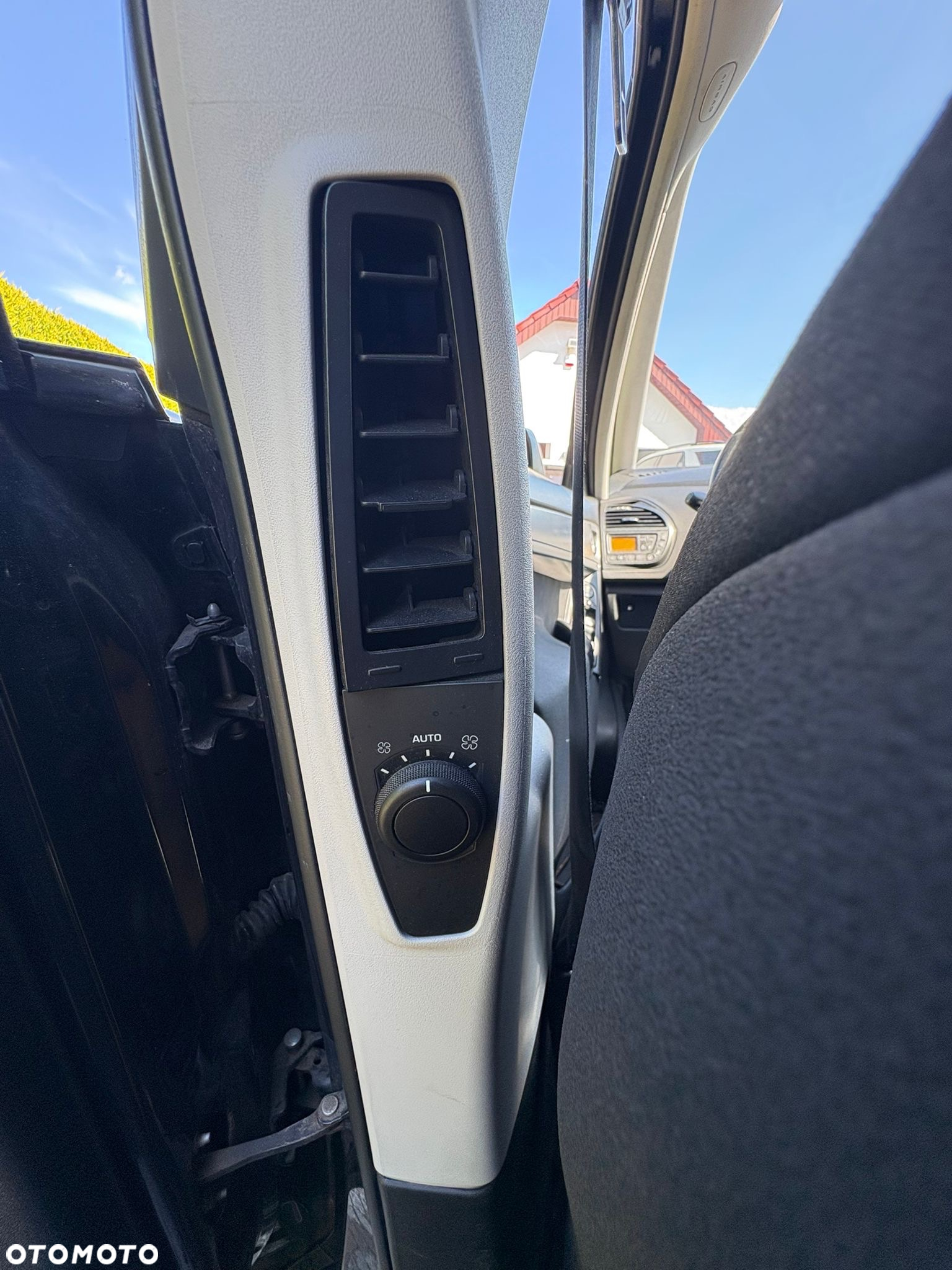 Citroën C4 HDi 110 FAP Exclusive - 20