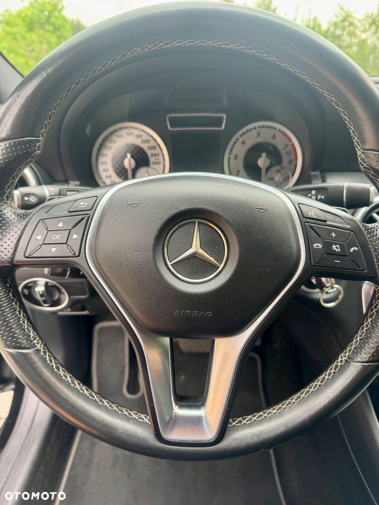 Mercedes-Benz Klasa A 180 (BlueEFFICIENCY) 7G-DCT Urban - 23
