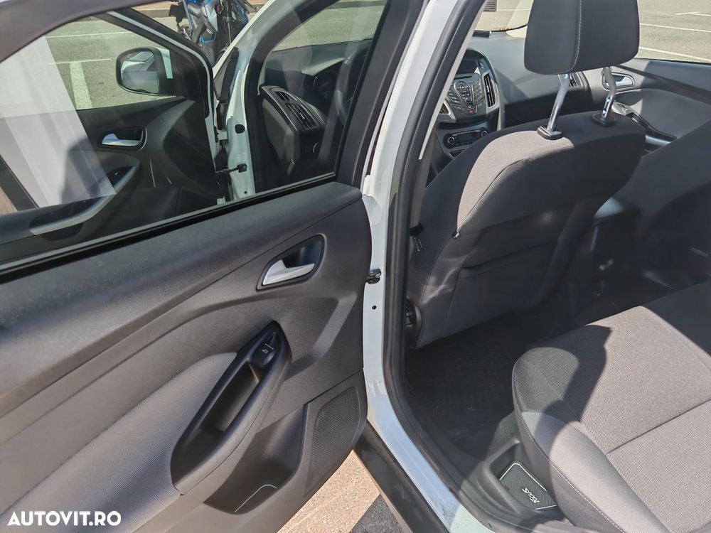 Ford Focus 1.0 EcoBoost Start Stop Trend - 11