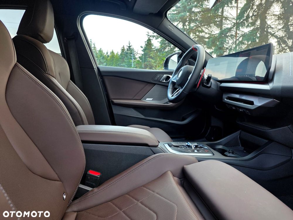 BMW Seria 1 - 17