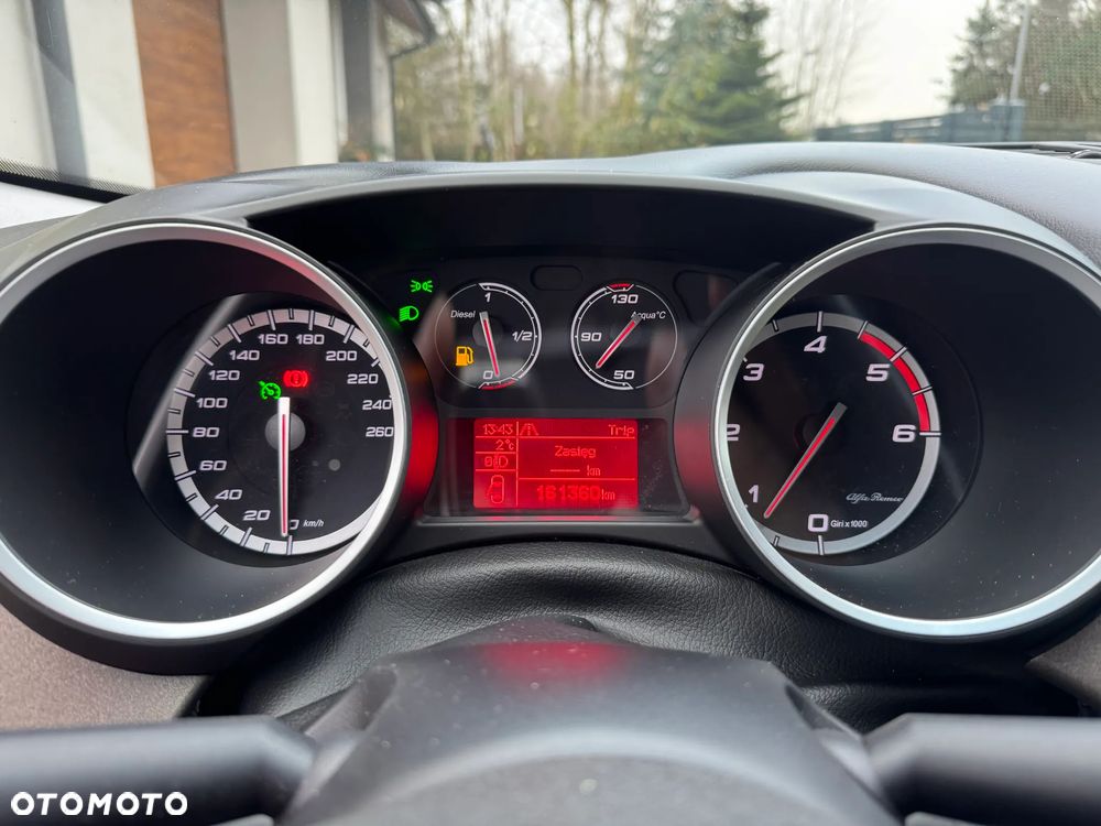 Alfa Romeo Giulietta - 12
