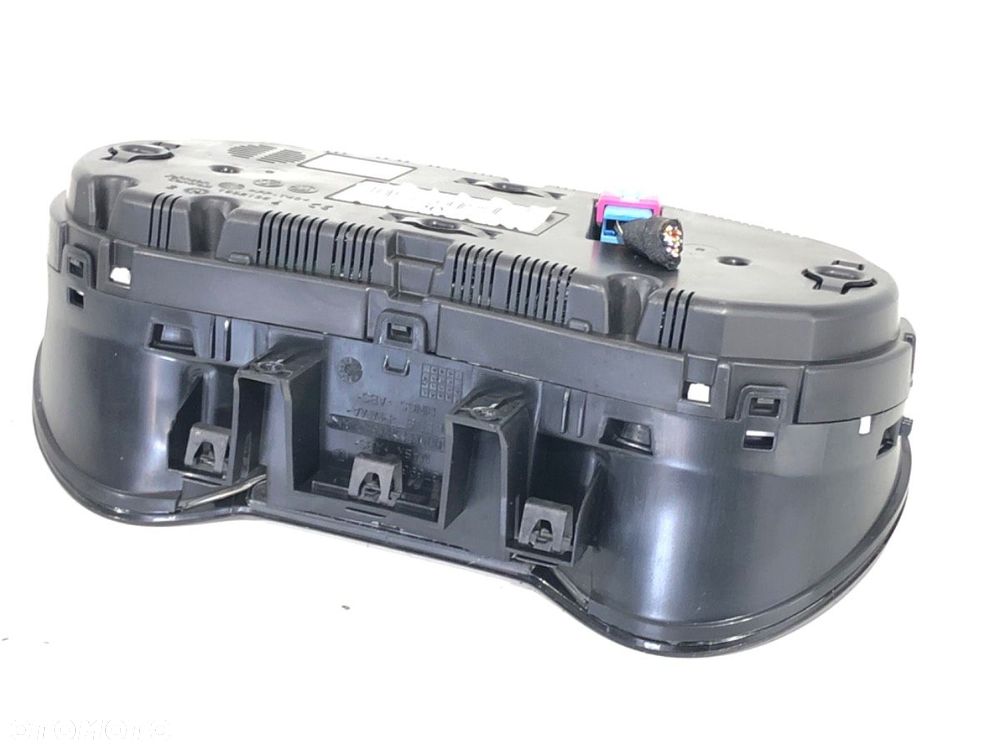 LICZNIK  VW POLO V (6R1, 6C1) 2009 - 2022 1.2 51 kW [70 KM] benzyna 2009 - 2022 6R0920860G - 3