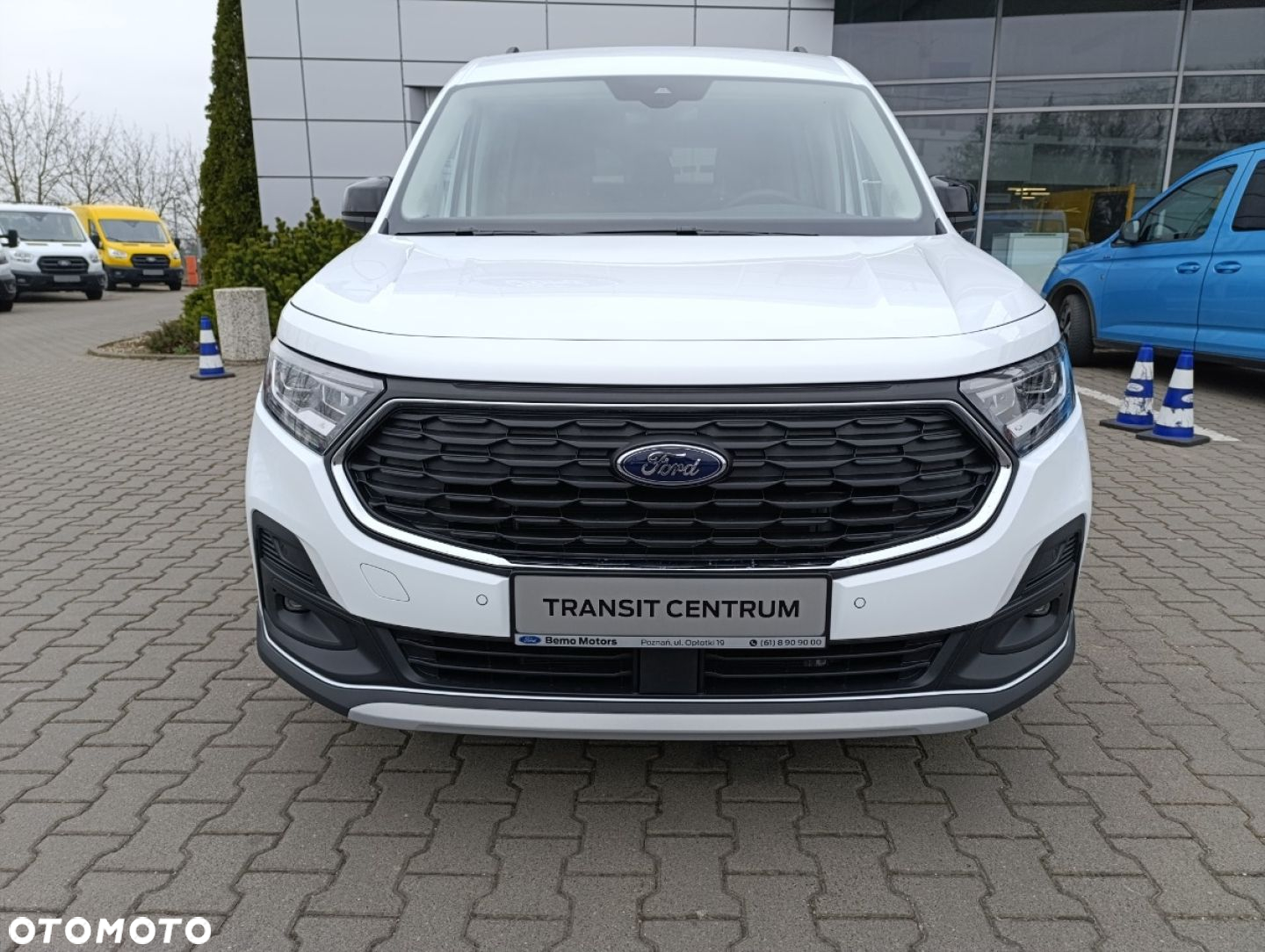 Ford Transit Connect - 12