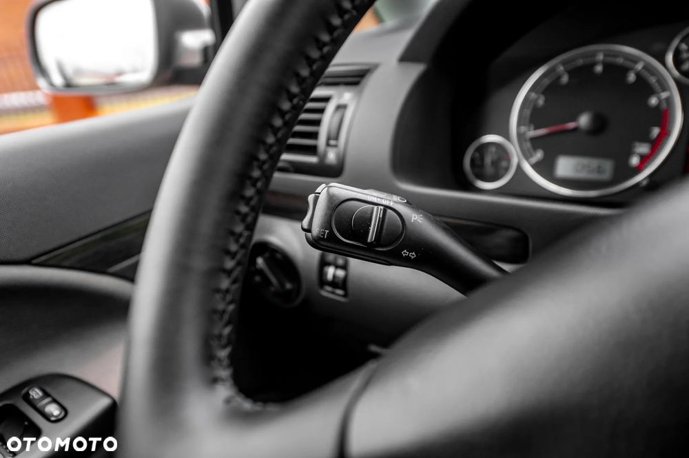 Seat Alhambra 1.8 20V Turbo Sport - 30