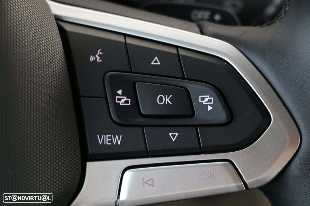 VW Multivan 1.5 TSI e-Hybrid Life DSG - 52