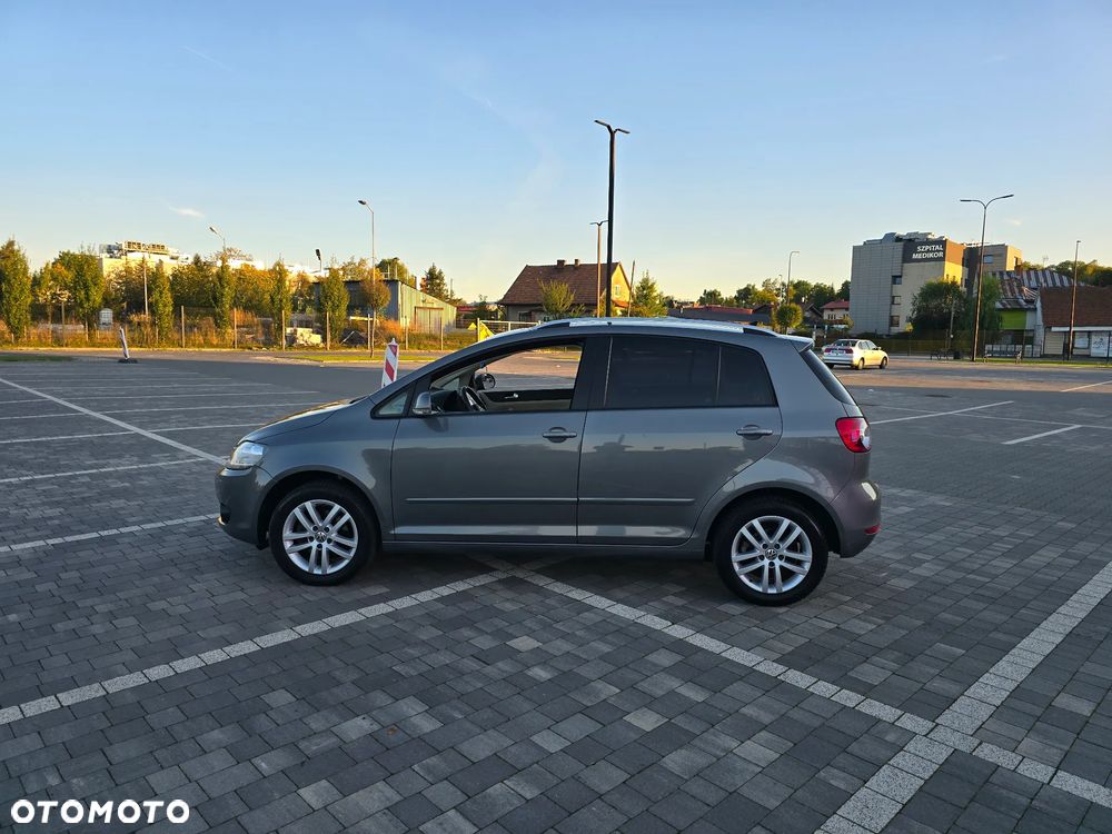 Volkswagen Golf Plus 2.0 TDI DSG Comfortline - 20