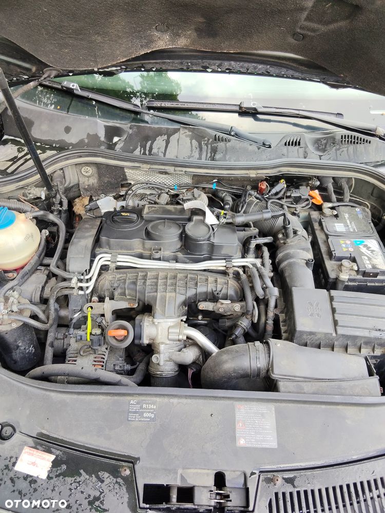 Volkswagen Passat 2.0 TDI DPF Comfortline DSG - 2