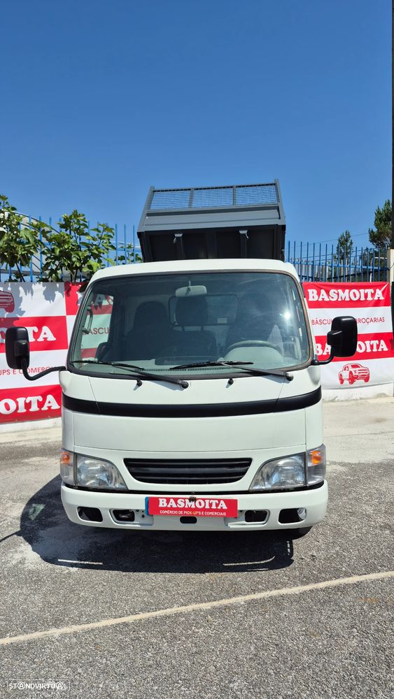 Toyota Dyna - 2