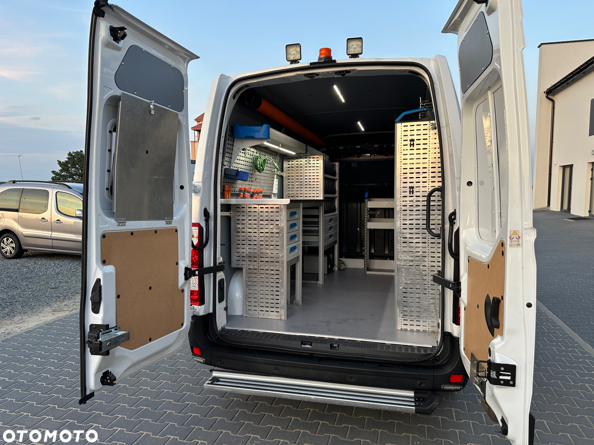 Renault Master L2H2 2.3 DCI SORTIMO Zabudowa Warsztatowa Warsztat Mobilny FV23% - 26