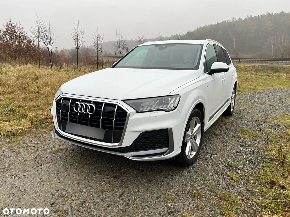 Audi Q7 - 1