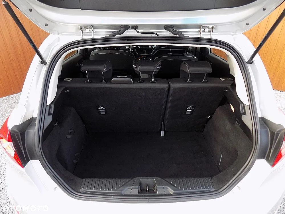 Ford Fiesta 1.1 S&S COOL&CONNECT - 16