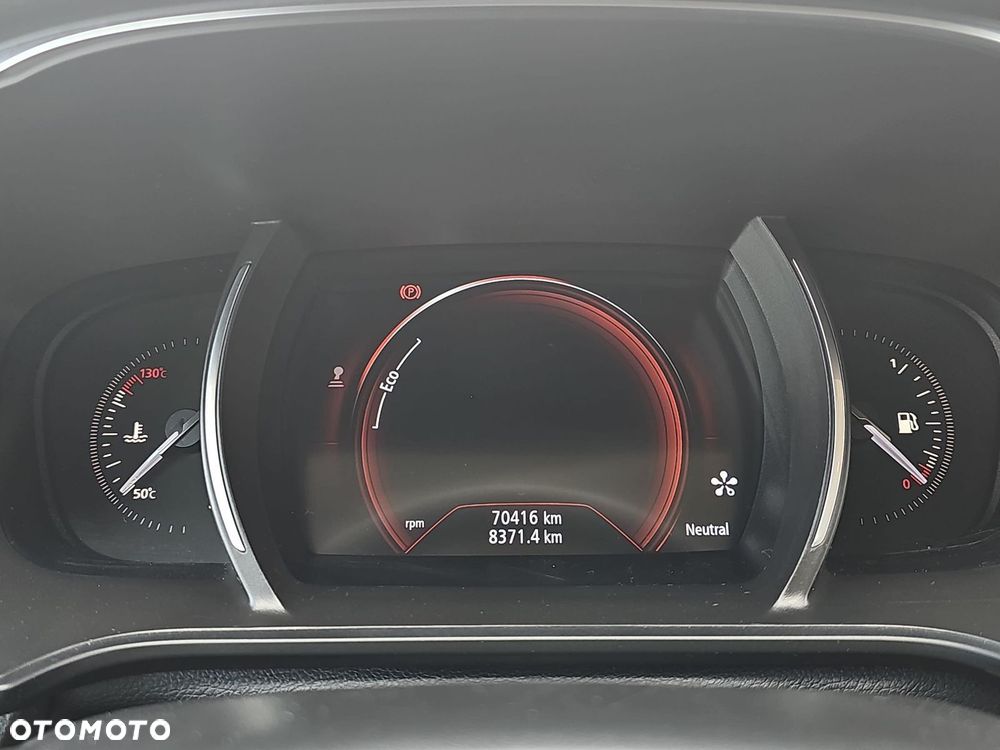 Renault Megane 1.5 Blue dCi Intens - 10