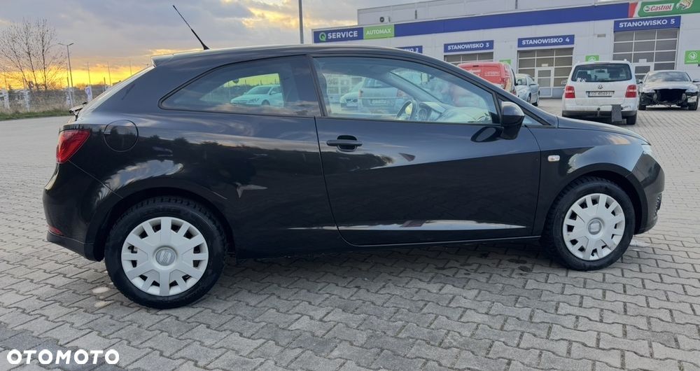 Seat Ibiza SC 1.6 16V Sport - 10