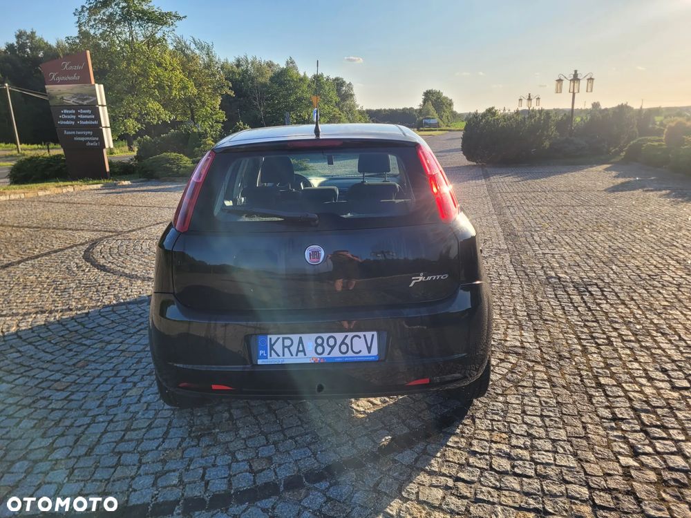 Fiat Punto 1.4 16V Emotion - 6