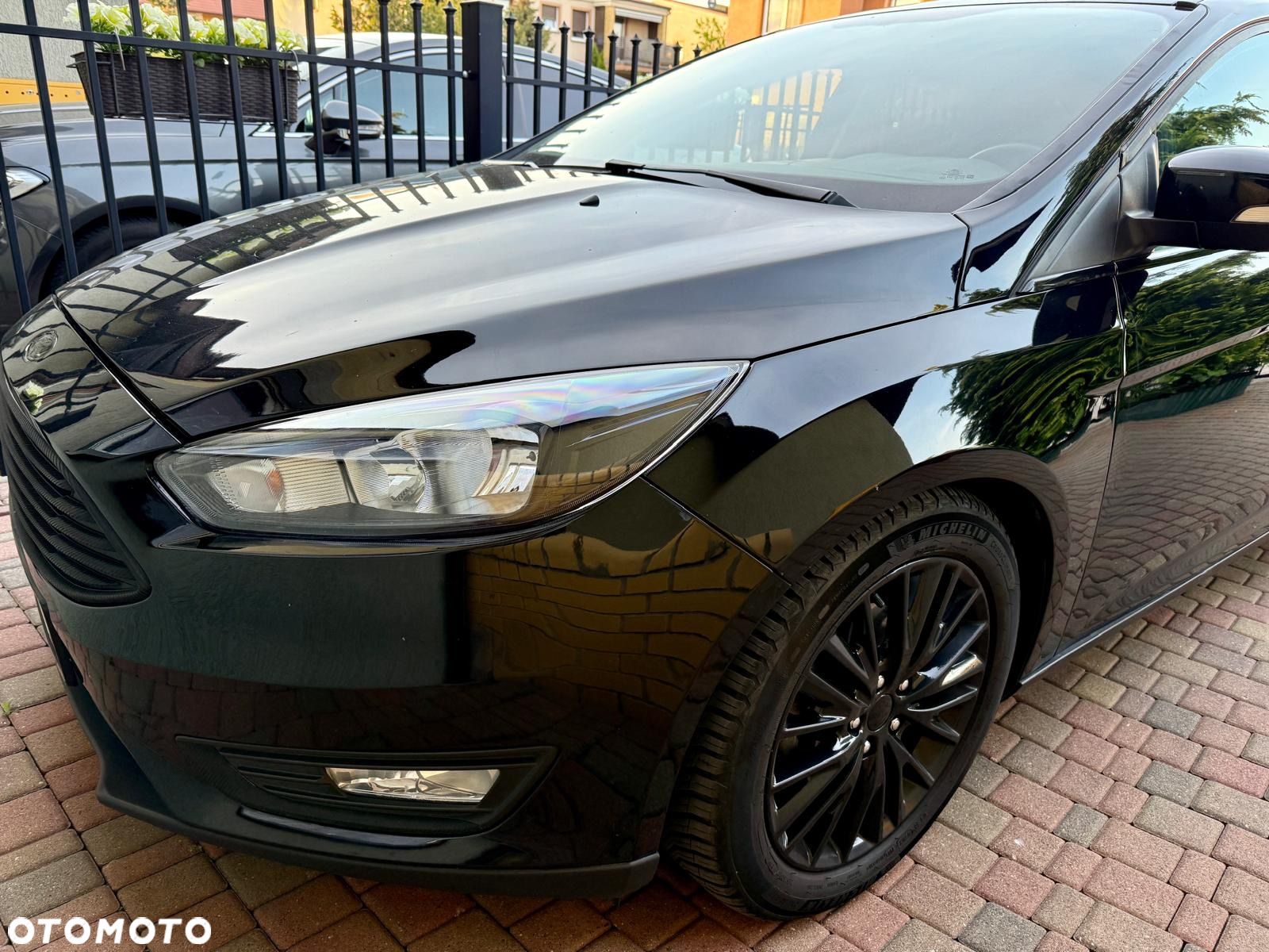 Ford Focus - 1