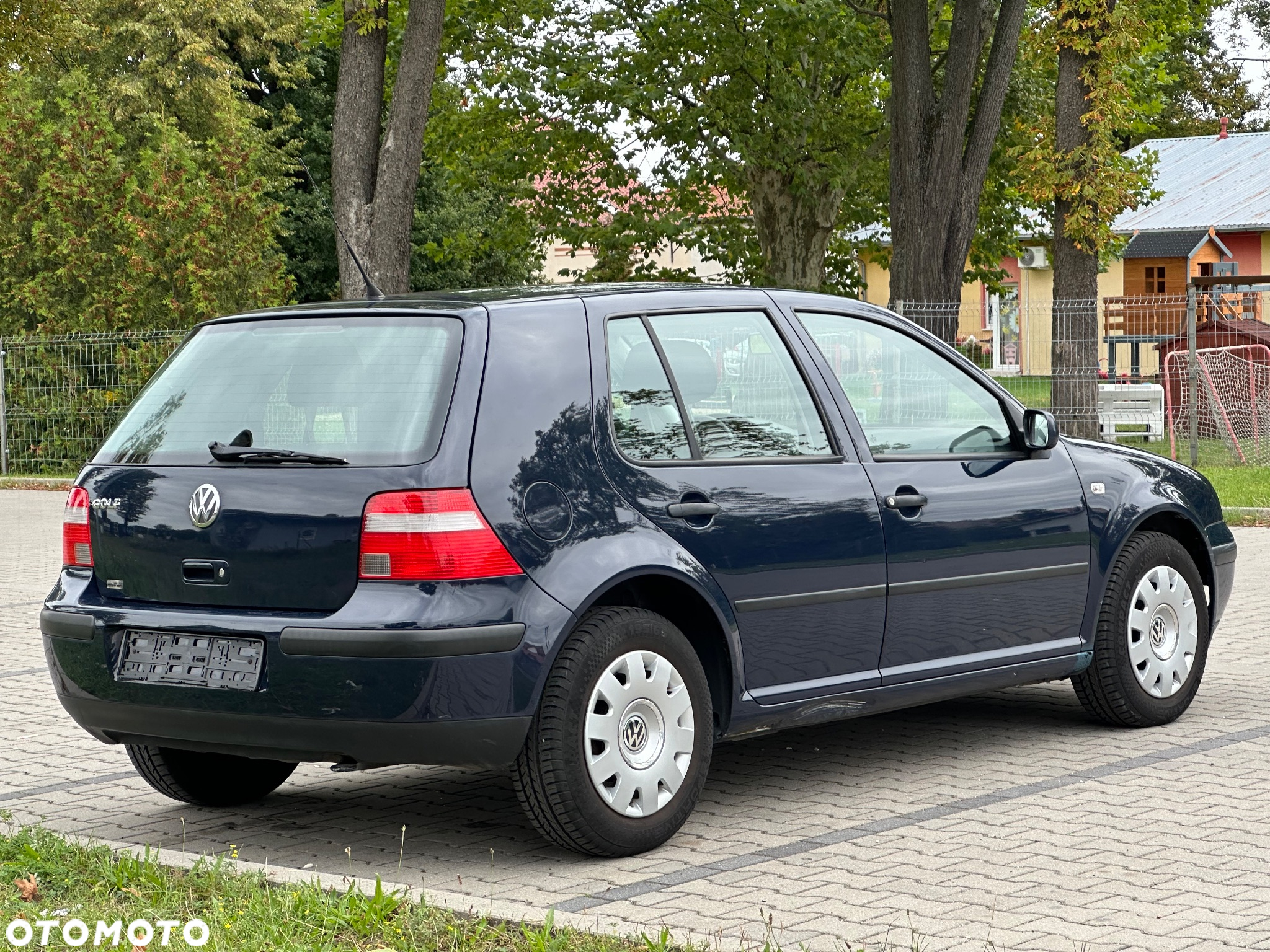 Volkswagen Golf - 8