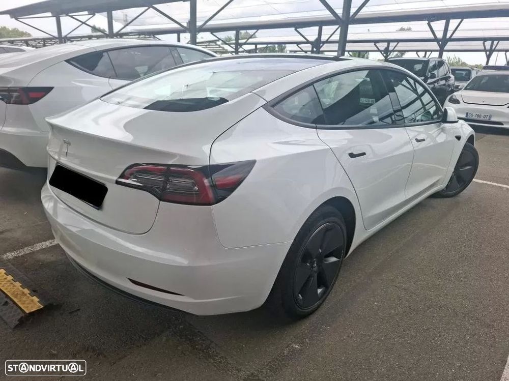 Tesla Model 3 Long Range Tração Traseira - 4