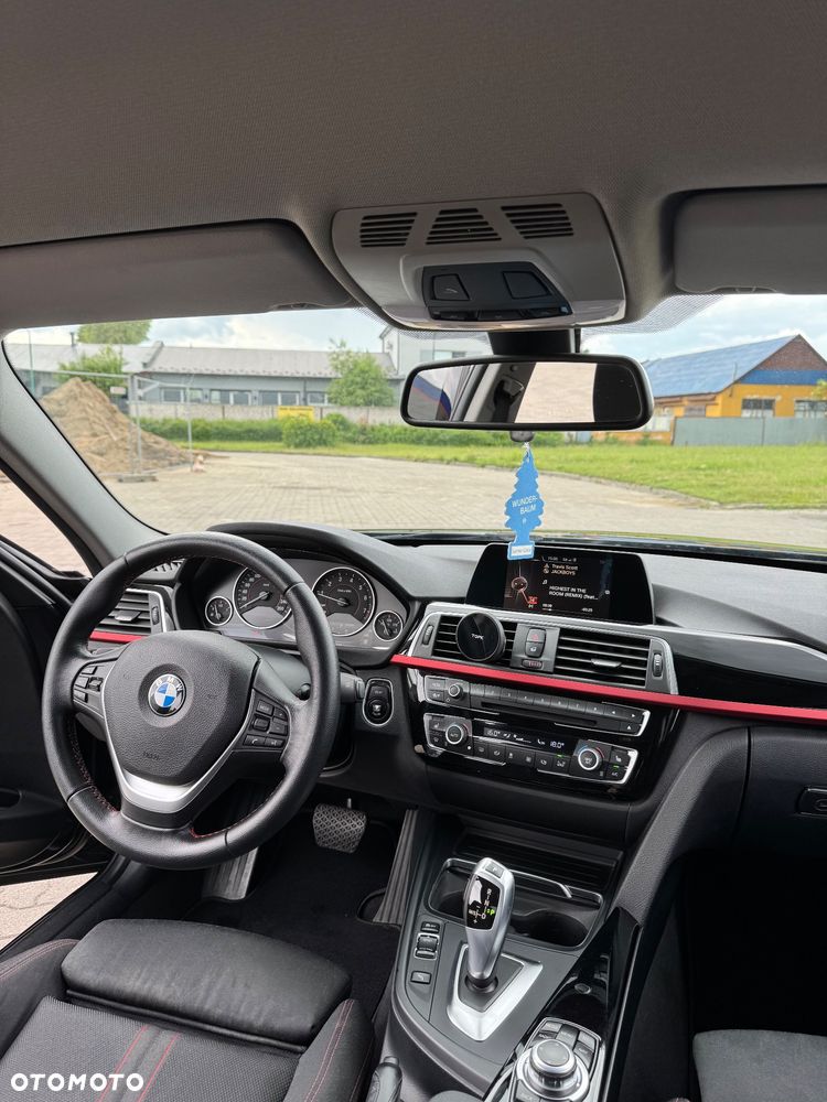 BMW Seria 3 318i Sport Line - 13