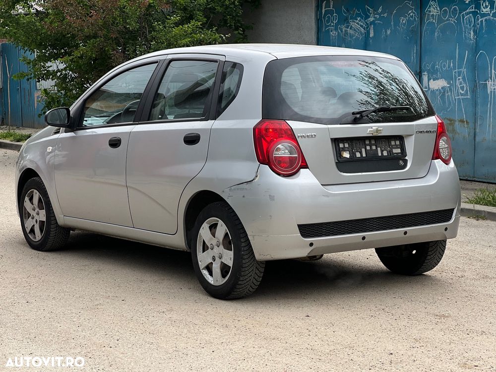 Chevrolet Aveo 1.2i BASE - 4