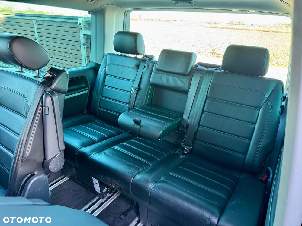 Volkswagen Multivan - 19