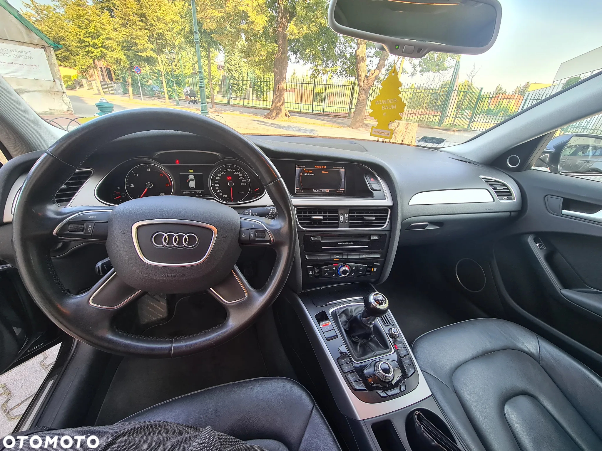 Audi A4 Avant 2.0 TDI ultra - 15