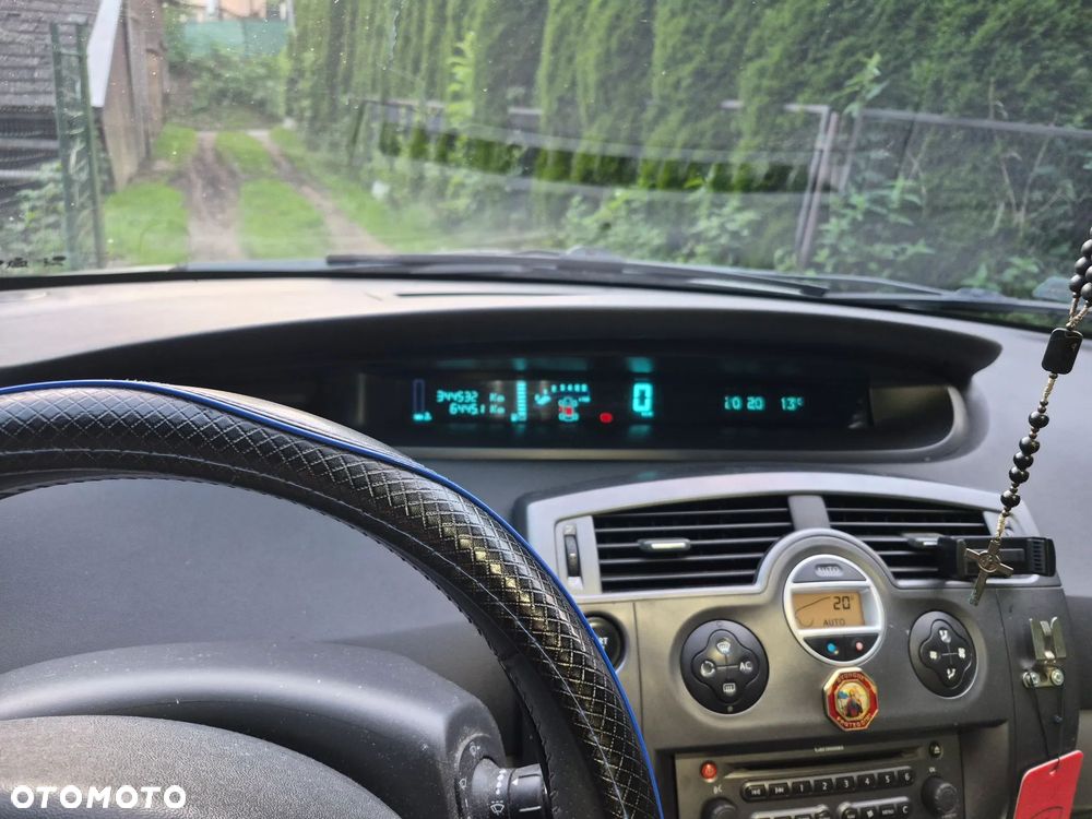 Renault Scenic 2.0 Confort Authentique - 3