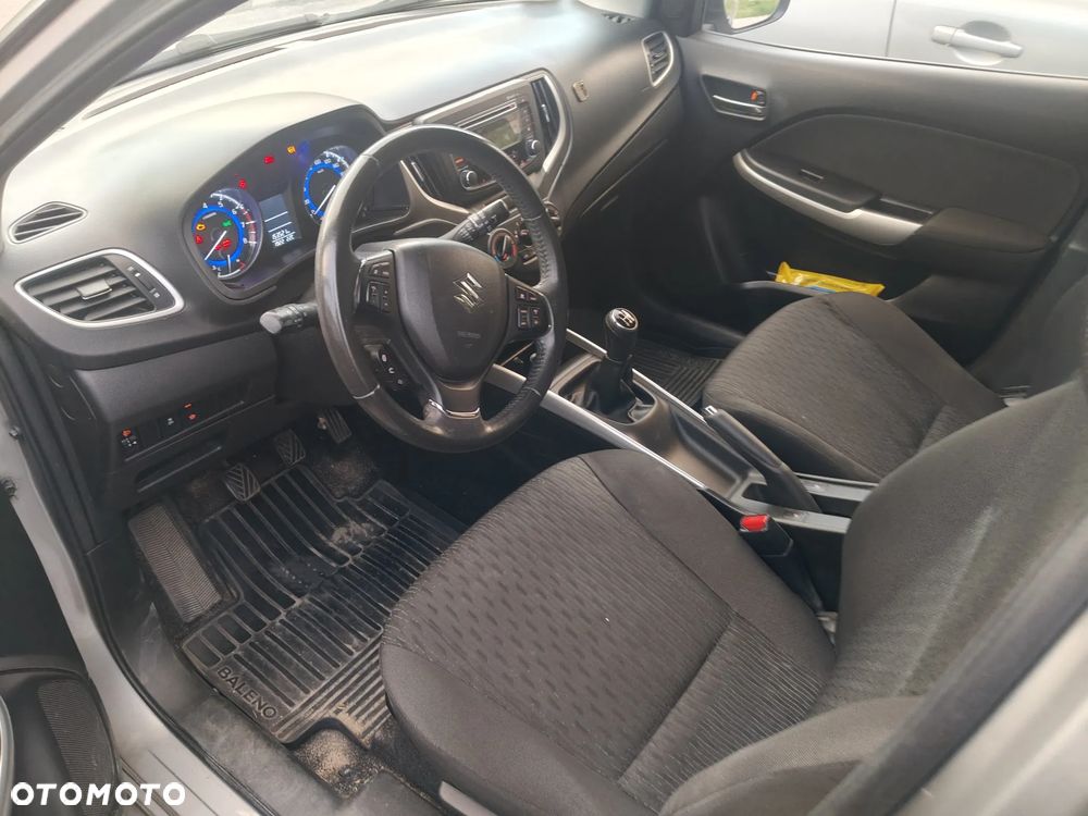 Suzuki Baleno 1.0 T Premium Plus - 9