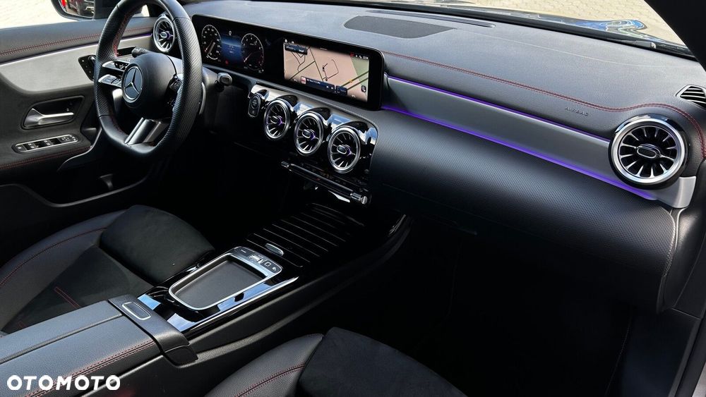 Mercedes-Benz CLA 200 mHEV AMG Line 7G-DCT - 23