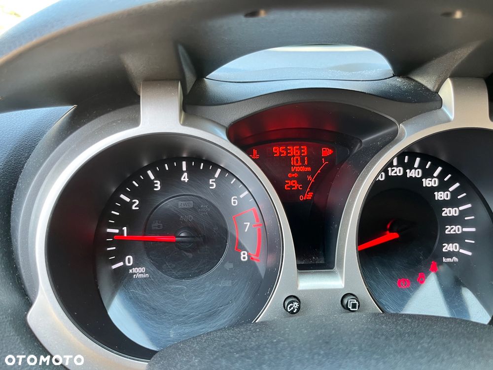 Nissan Juke 1.6 Acenta - 13