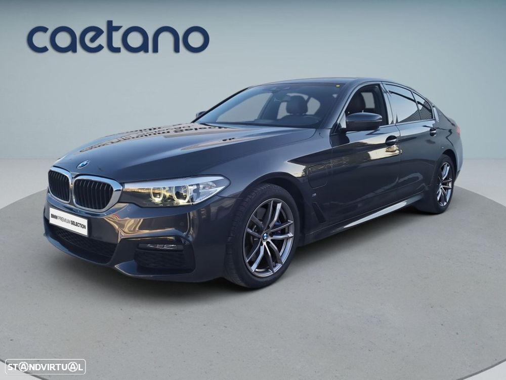 BMW 530 e Pack Desportivo M - 1