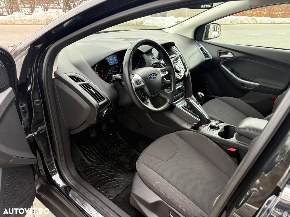 Ford Focus ver-1-6-tdci-dpf-start--stopp--system-titanium - 11