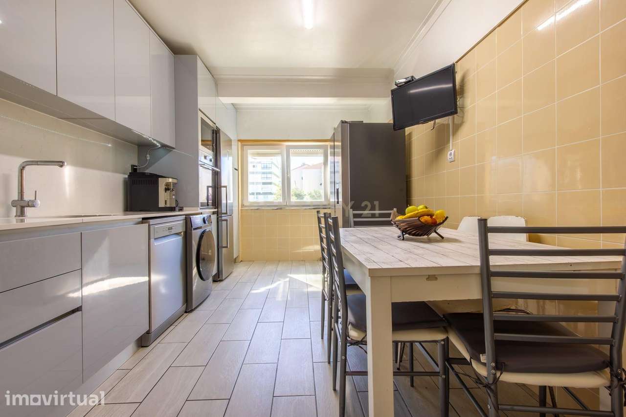 Apartamento T2 renovado - Grande imagem: 3/16
