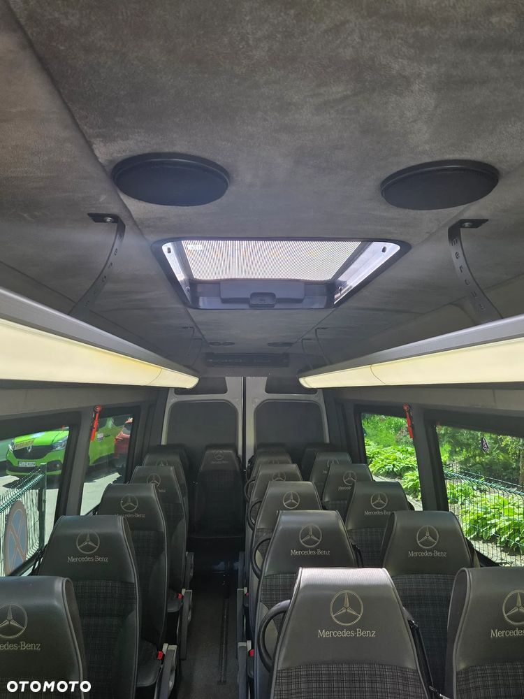 Mercedes-Benz Sprinter - 7