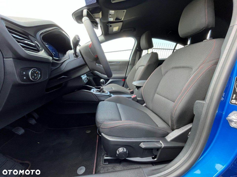 Ford Focus - 9