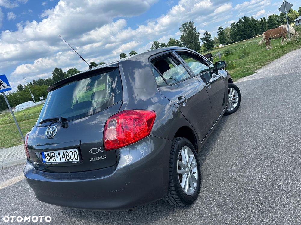 Toyota Auris 1.6 VVT-i Luna - 6