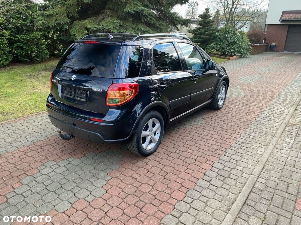 Suzuki SX4 1.6 GS / Premium - 4
